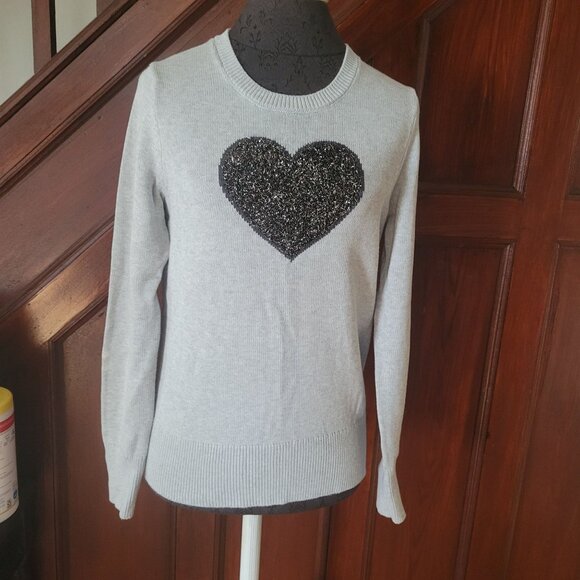 Gap Womens Grey Sweater With Black Heart Design Size S - Picture 1 of 6